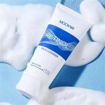 Retinol gwrth - Glanhawr yr wyneb sy'n heneiddio